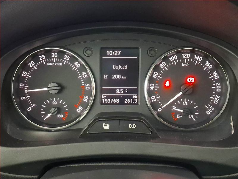 Škoda Rapid (2014) Spaceback 1.6 TDI, Serv.kniha - fotka 11 z 19