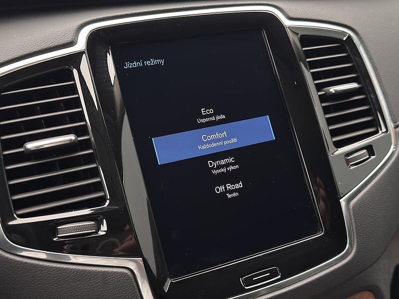 Volvo XC90 T6 AWD INSCRIPTION CZ 1.maj - fotka 45 z 47