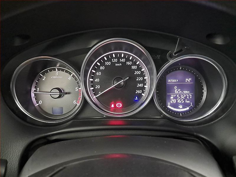 Mazda CX-5 (2013) Attraction 2.2 Skyactiv-D - fotka 11 z 18
