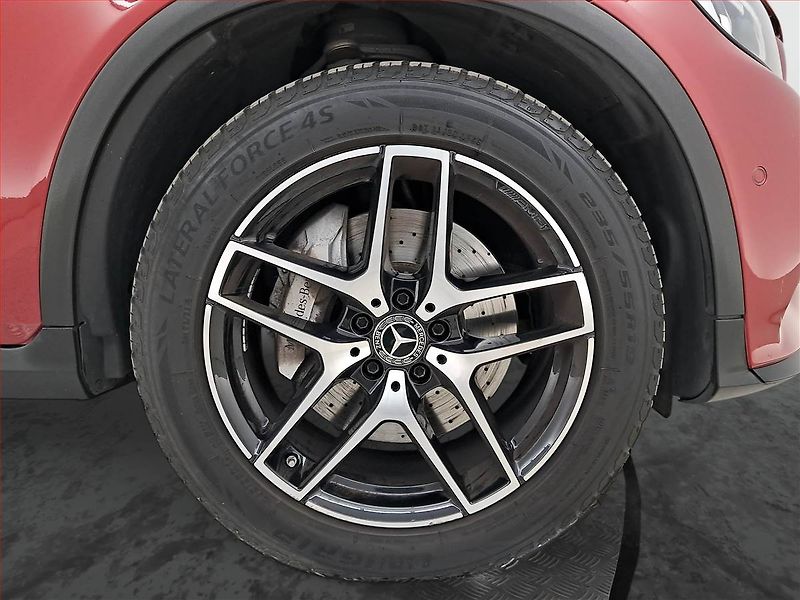 Mercedes-Benz GLC (2018) 250 d - fotka 15 z 27
