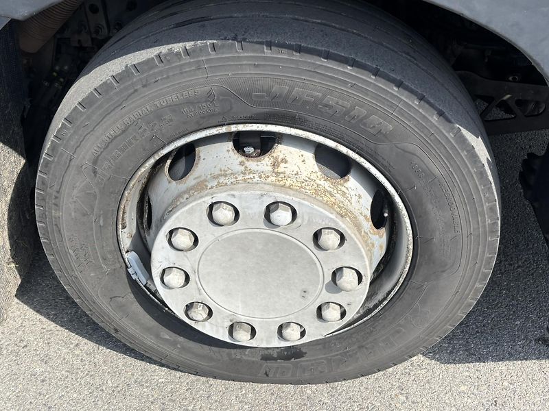 Renault T 520 EURO 6 low deck  - fotka 13 z 23