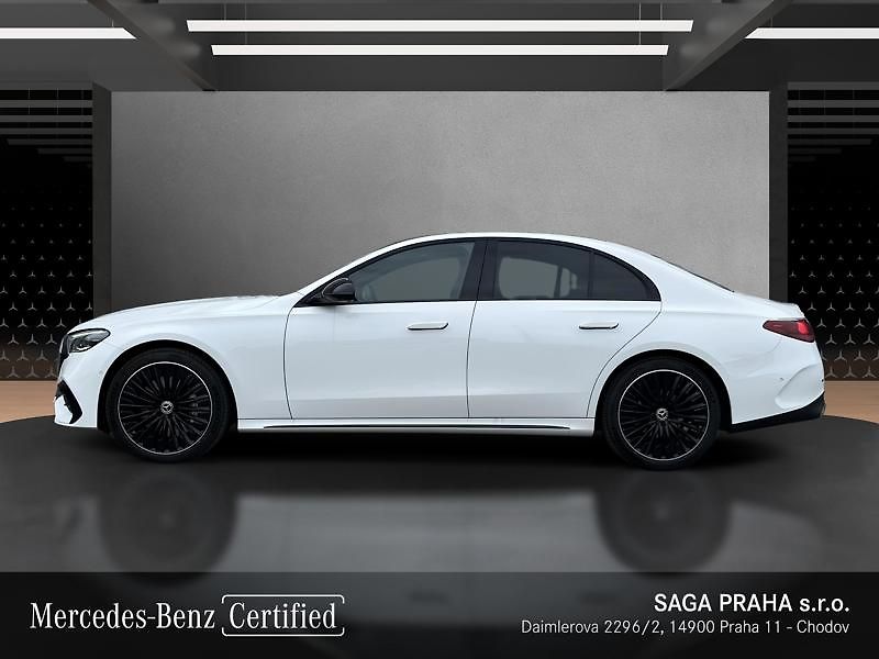 Mercedes-Benz Třídy E Třída E 220 d 4MATIC AMG Line - fotka 6 z 18