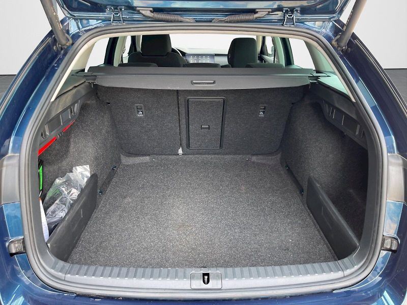 Škoda Octavia (2021) 1.5 TSI 110kW Style Plus combi - fotka 31 z 35