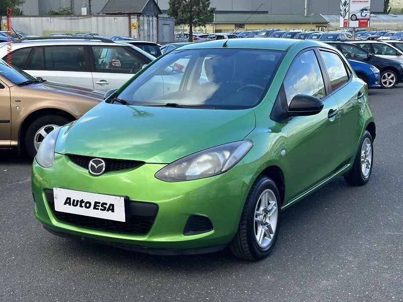Mazda 2 (2009) 1.4i, 2.maj,ČR, AC - fotka 3 z 15