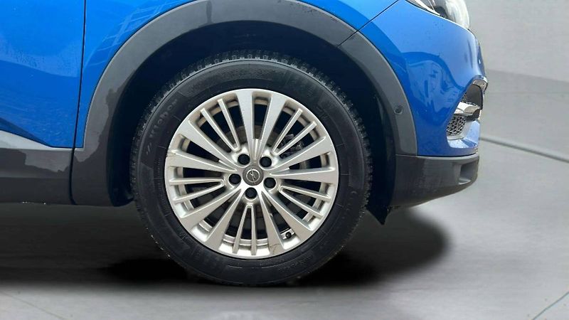 Opel Grandland X 1.2T (96kW) AT8/5857 - fotka 27 z 31