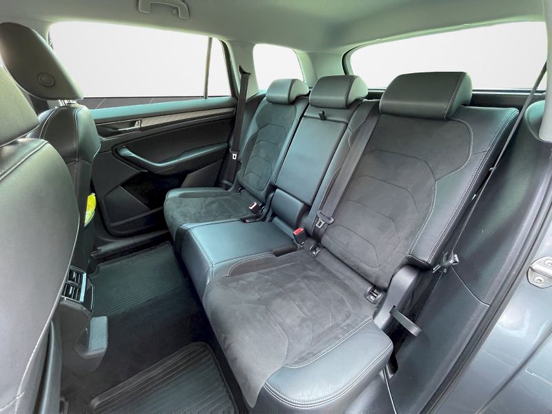 Škoda Kodiaq (2023) 2.0 TDI 147 kW 4x4 DSG Style P - fotka 23 z 35