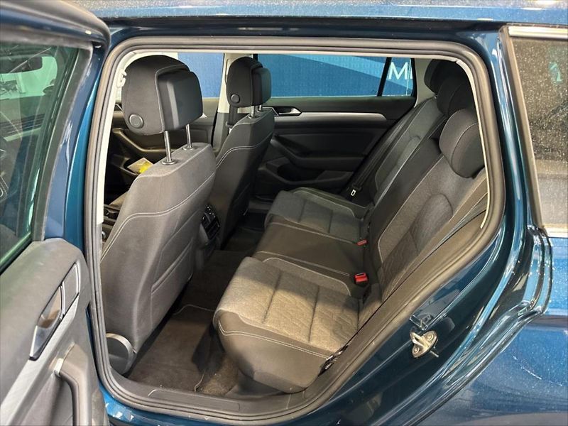 Volkswagen Passat 2,0 TAŽNÉ,EL.SEDADLA,KAMERA - fotka 6 z 8