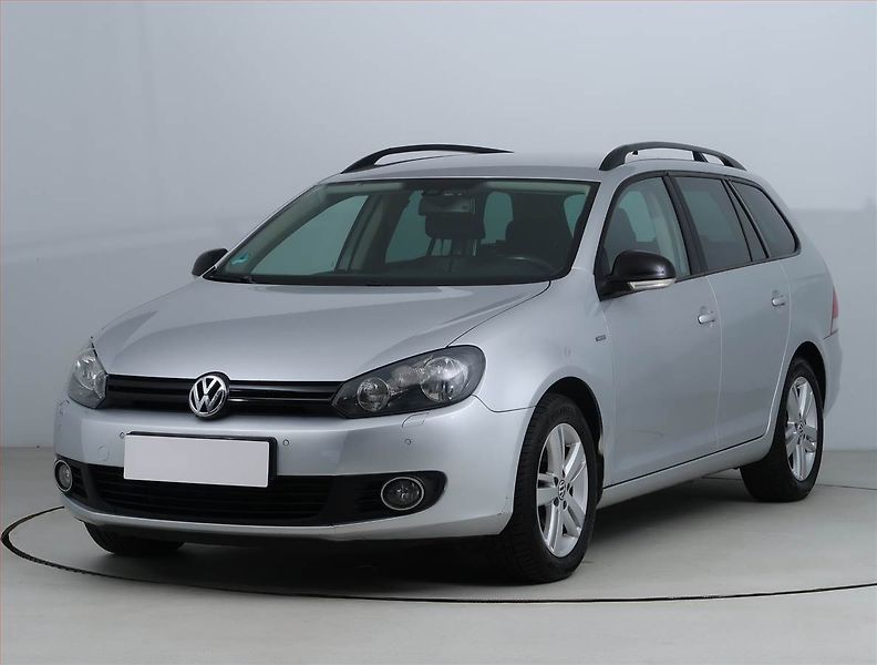 Volkswagen Golf (2013) 2.0 TDI, Park. senzory - fotka 2 z 18