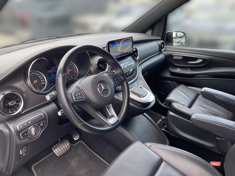 Mercedes-Benz Třídy V V 300d/4M AMG AIRMATIC - fotka 13 z 27