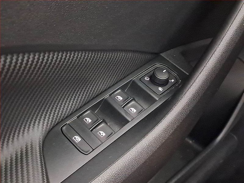 Škoda Scala (2026) 1.0 TSI, MONTE CARLO, AUTOMAT - fotka 22 z 23