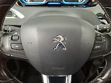Peugeot 2008 (2015) 1.6 e-HDi, Tempomat - náhled 16