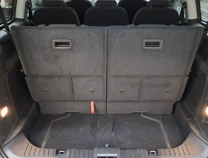Ford Galaxy (2013) 2.0 TDCi, 7 míst, Navi - fotka 19 z 20