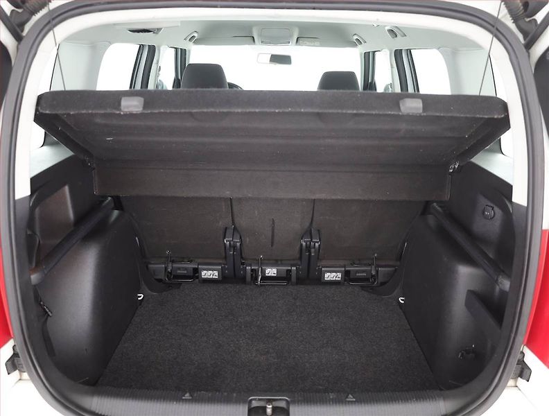 Škoda Yeti (2017) 2.0 TDI, Park. senzory - fotka 15 z 15