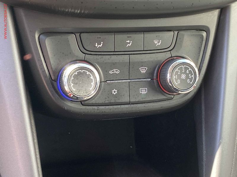 Opel Zafira (2016) 1.6 CDTi, ČR, AC, park.asist - fotka 13 z 17
