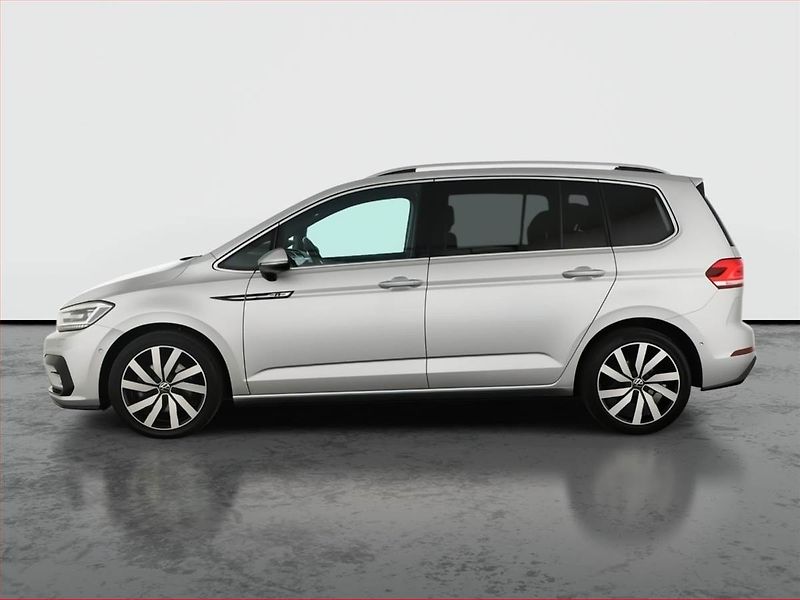 Volkswagen Touran (2020) R-Line 2.0 TDI, Automat - fotka 3 z 20