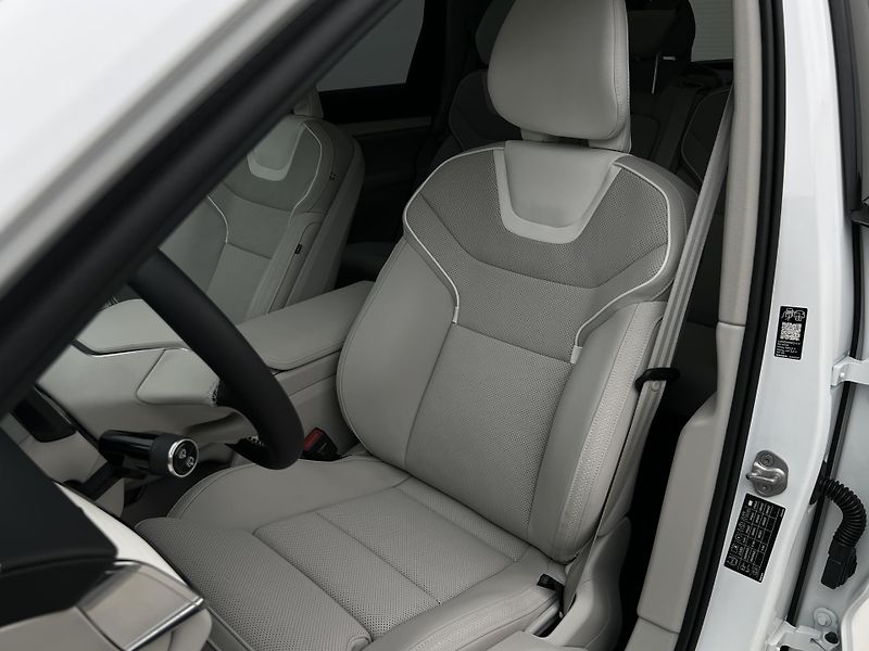 Volvo EX90 (2026) PURE ELECTRIC TWIN ULTRA  - fotka 27 z 50