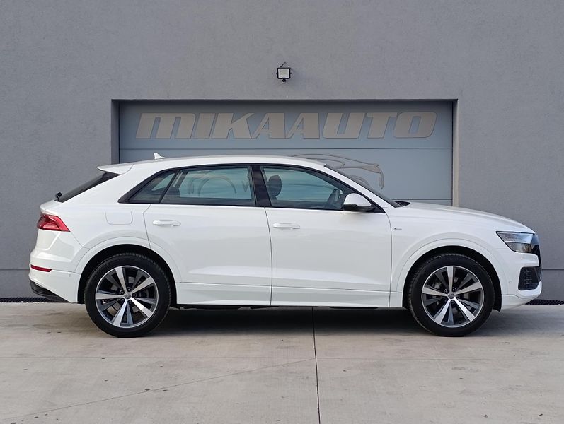Audi Q8 50TDI QUATTRO S-LINE ČR DPH - fotka 4 z 31