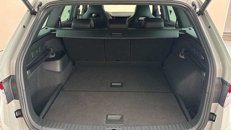 Škoda Kodiaq 2.0 TDI DSG 4x4 Sportline - fotka 17 z 30