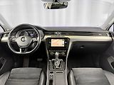 Volkswagen Passat 2.0TSI 200KW DSG 4MOTION R-LIN - náhled 11