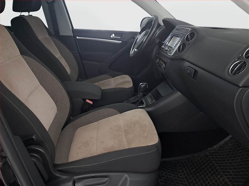 Volkswagen Tiguan (2011) Exclusive 2.0 TDI, 4X4 - fotka 9 z 23