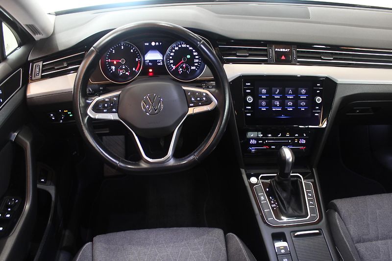 Volkswagen Passat (2023) 2.0TDI DSG Nez.Topení Model 24 - fotka 33 z 33