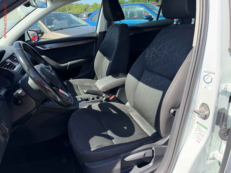 Škoda Octavia (2018) 1.5 TSi, Ambition - fotka 9 z 17