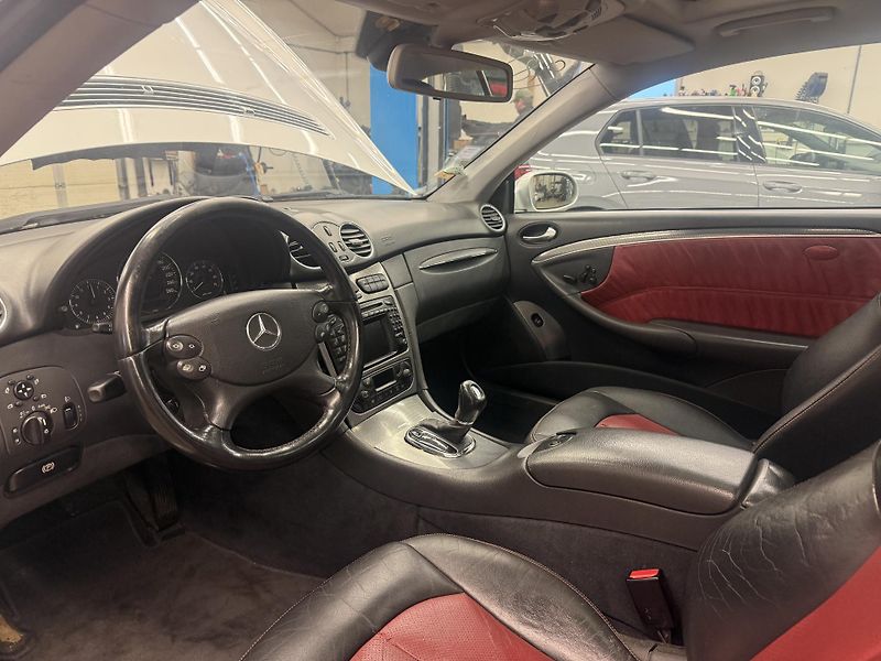 Mercedes-Benz CLK 240 Avantgarde  - fotka 7 z 18