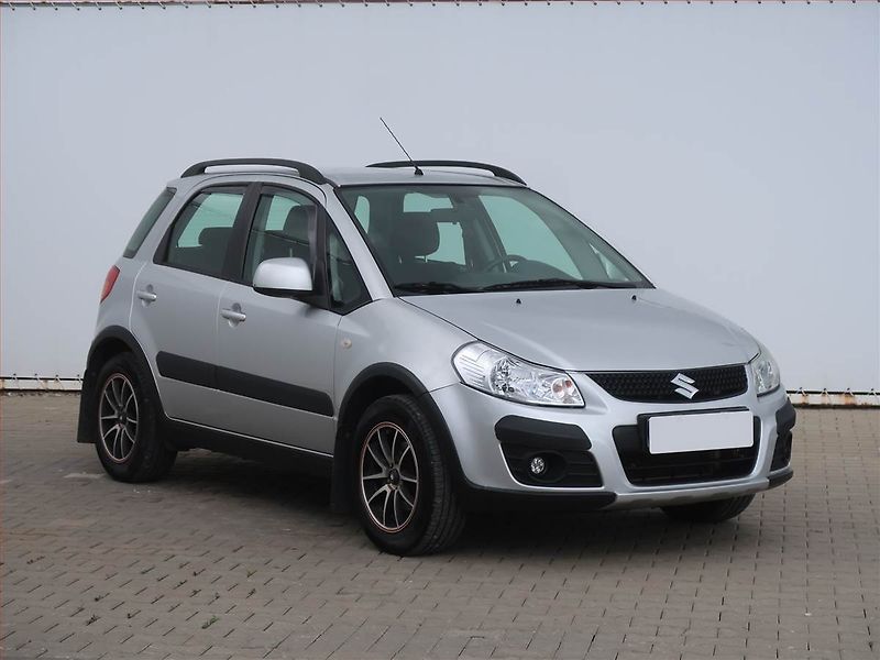Suzuki SX4 (2011) 1.5 VVT, LPG - fotka 1 z 13
