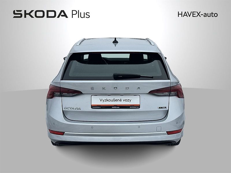 Škoda Octavia (2022) Combi 1.5 TSI M-HEV DSG Style - fotka 30 z 30