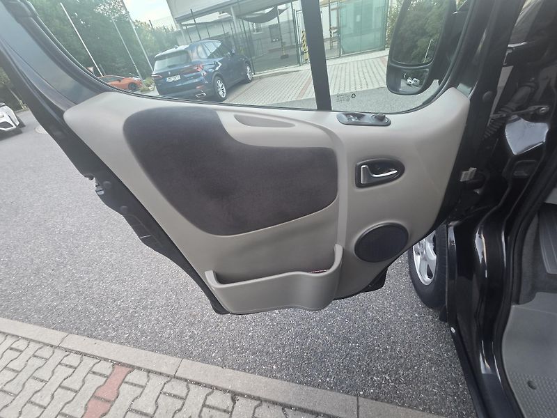 Renault Trafic 2.0 dCi 84KW Generation Evado - fotka 33 z 45