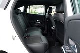 Mercedes-Benz GLA 200d Progressive/AT9/MBUX - náhled 31