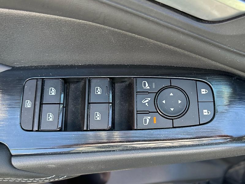 Nissan Qashqai (2021) 1.3 M-HEV, automat, 116kw - fotka 14 z 22