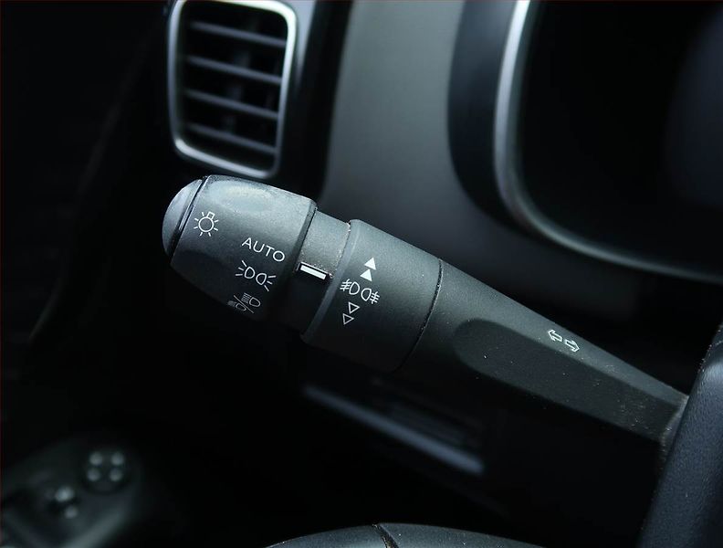 Citroën C5 Aircross (2019) PureTech 130, ČR,1.maj - fotka 15 z 20