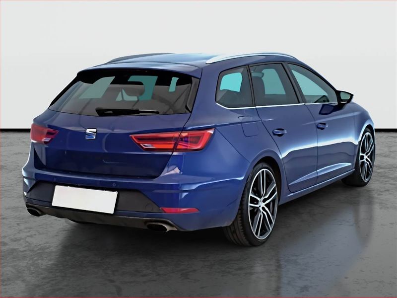 Seat Leon (2018) 2.0 TSI Cupra 300, 4X4 - fotka 5 z 21