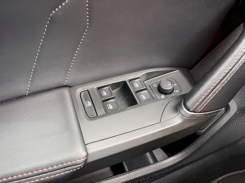 Cupra Formentor (2024) 1.5 TSI 110 kW DSG Basis - fotka 24 z 35