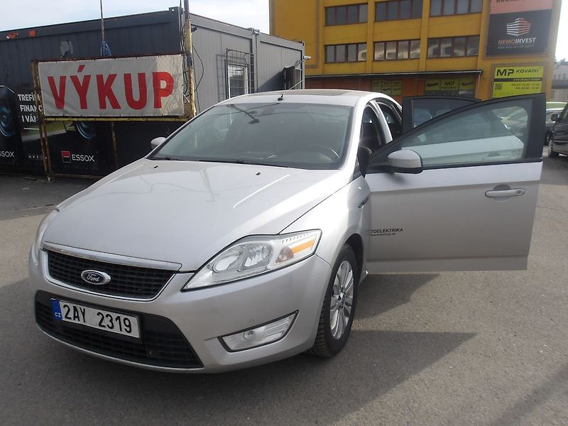 Ford Mondeo 2,0TDCi 103kW STK 05/2028 !!! - fotka 22 z 28
