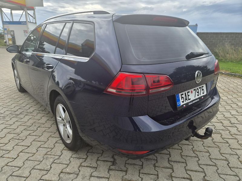 Volkswagen Golf (2016) 1,4 TSI CNG Highl - fotka 5 z 16