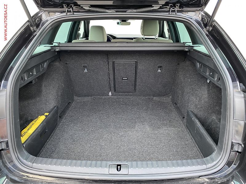 Škoda Octavia (2021) 1.5 TSi e-TEC, ČR, Style - fotka 7 z 19