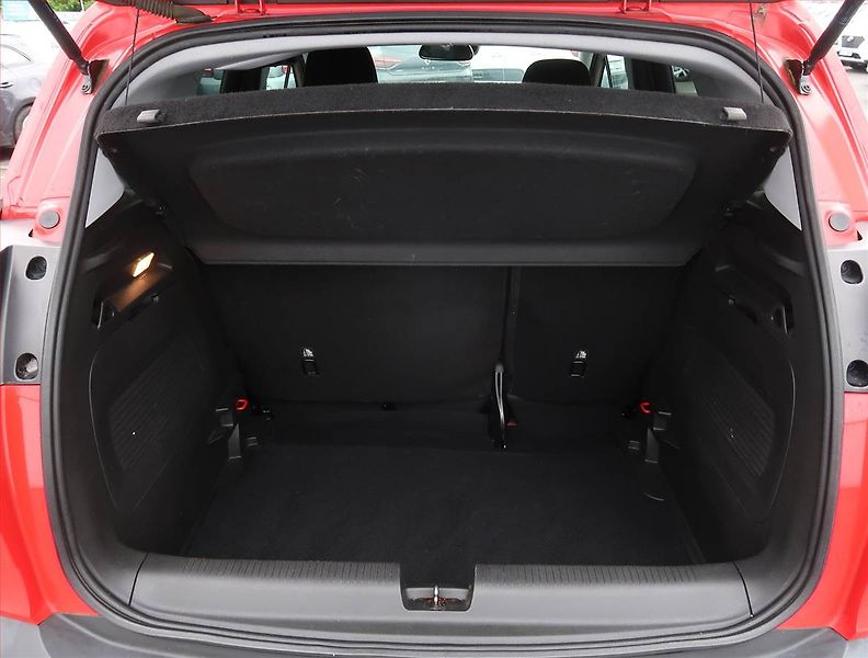 Opel Crossland X (2019) 1.2 Turbo, Automat, Serv.kniha - fotka 14 z 19