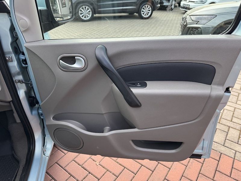 Renault Kangoo (2011) 1.5dCi Navi Digi Klima - fotka 16 z 40
