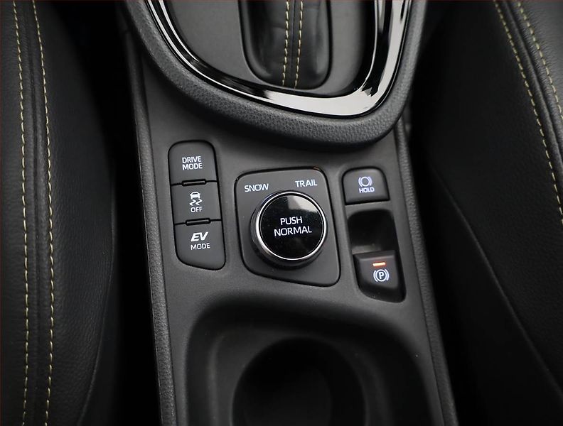 Toyota Yaris Cross (2023) 1.5 VVT-iE E-Four - fotka 12 z 21
