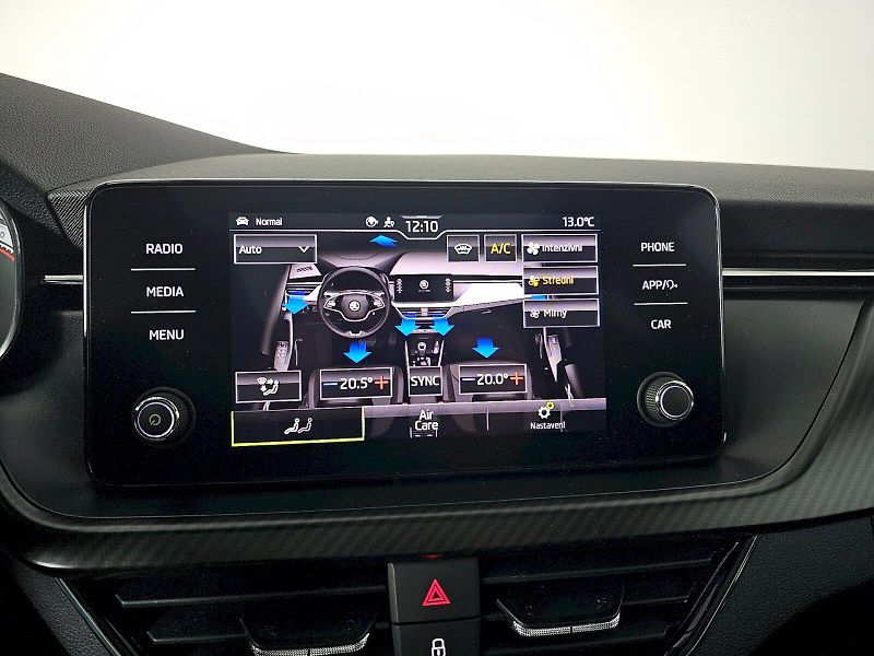 Škoda Scala (2022) 1.5TSi 110kW MONTE CARLO - fotka 10 z 29