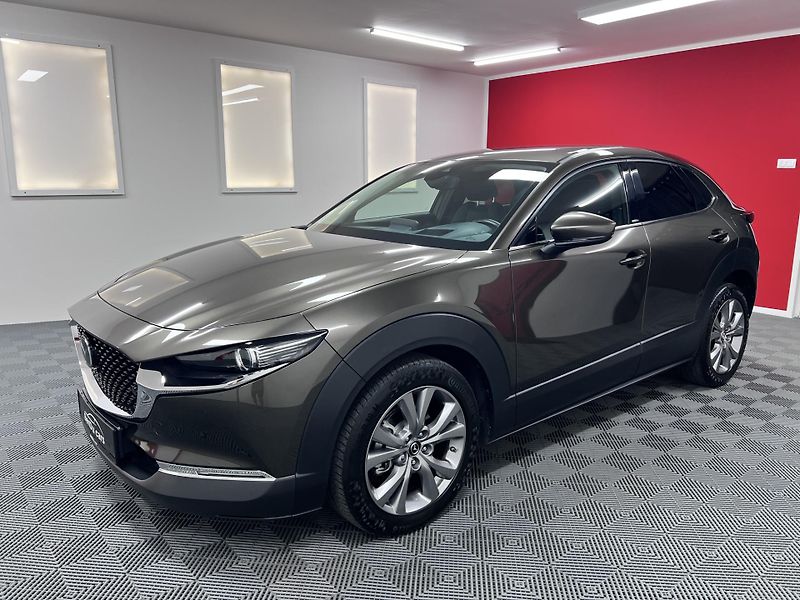 Mazda CX-30 2.0i Skyactiv-G 110 kW Bose - fotka 1 z 38