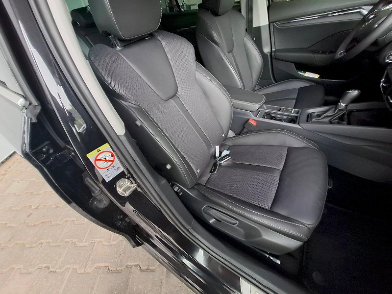 Škoda Octavia (2024) COMBI STYLE TD 85/2.0 M6F - fotka 28 z 40