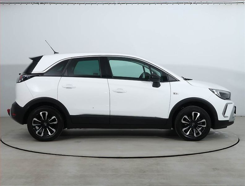 Opel Crossland X (2025) 1.2 Turbo, ČR,1.maj - fotka 6 z 21