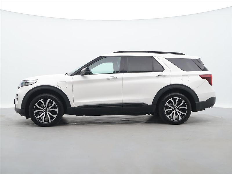 Ford Explorer 3,0 V6 267kW EcoBoost 4x4 CZ D - fotka 4 z 44