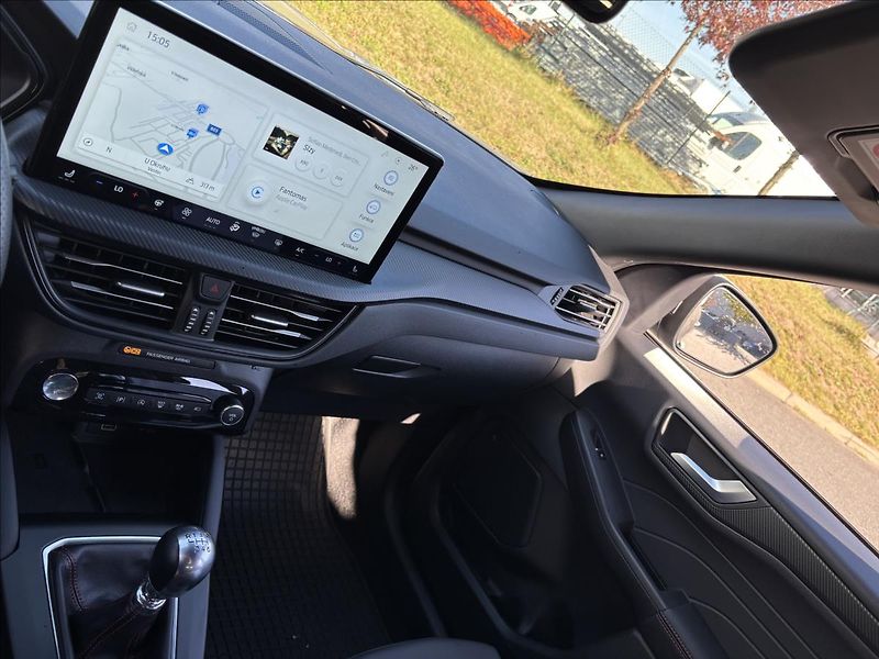 Ford Kuga 1,5 EcoBoost 111kW ST-Line X - fotka 47 z 48