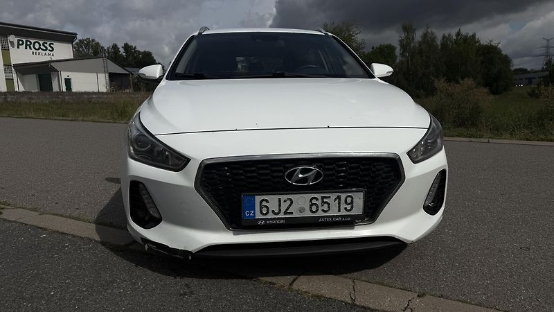 Hyundai i30 (2018) 1.6 CRDI 81KW  - fotka 3 z 19