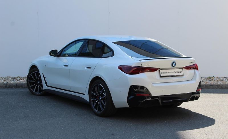 BMW i4 xDrive40 Gran Coupe - fotka 8 z 23
