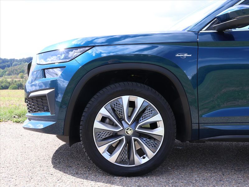 Škoda Kodiaq 2,0 TDI 147kW L&K 4x4 DSG DPH - fotka 36 z 43